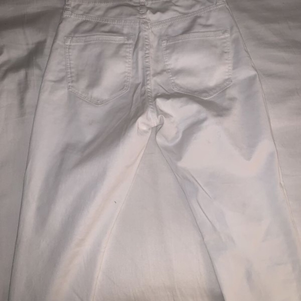 White fashion nova glistening jeans